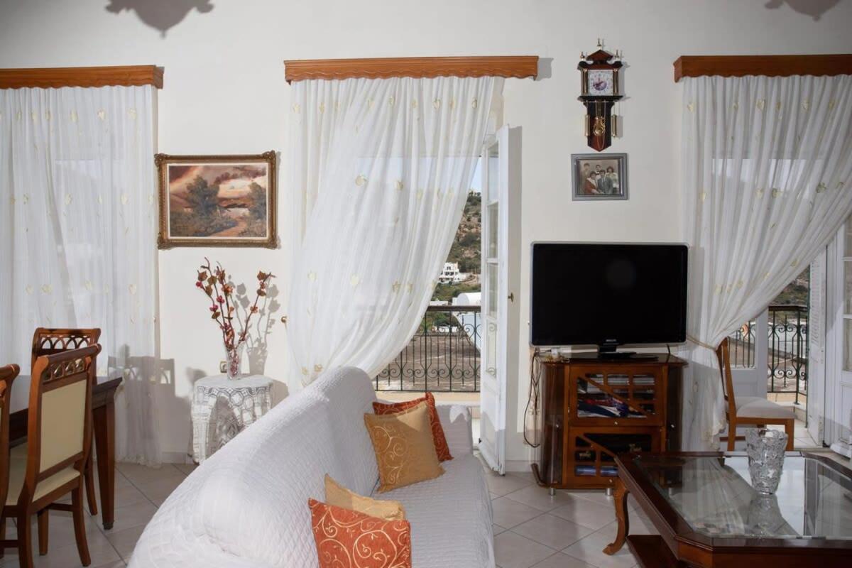 Neoclassical Splendor Unique Experience In Leros Panteli Dış mekan fotoğraf