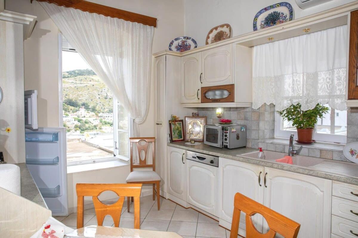 Neoclassical Splendor Unique Experience In Leros Panteli Dış mekan fotoğraf
